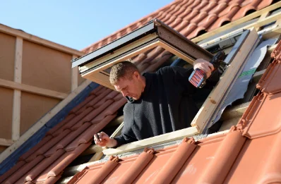 Pose de fenêtres de toit Velux à Crevant